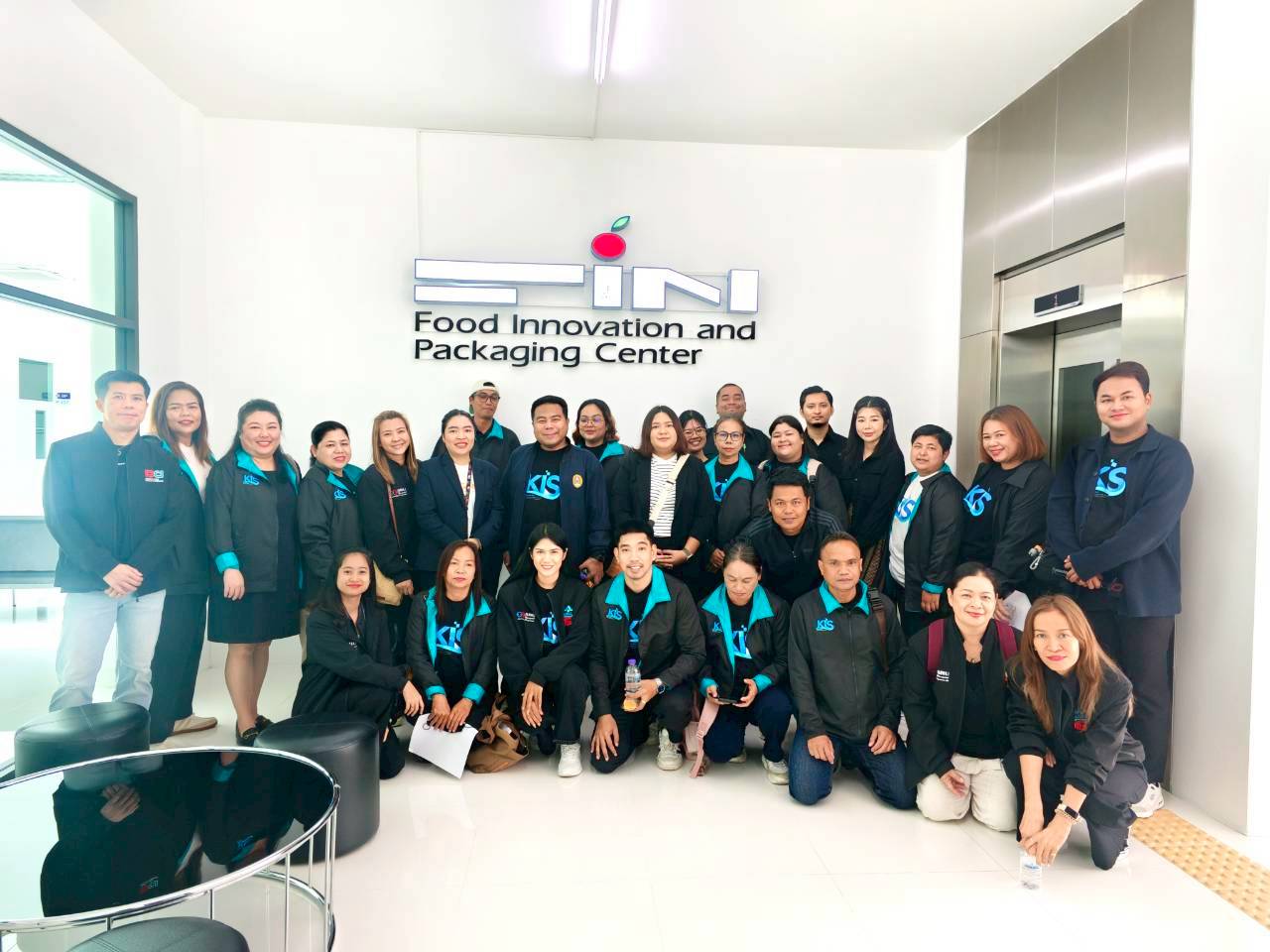 ยกระดับองค์ความรู้สู่เศรษฐกิจชุมชนและงานที่มีคุณค่า