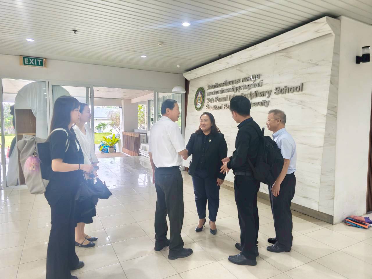 วิทยาลัยสหวิทยาการ เกาะสมุย ต้อนรับคณะผู้บริหาร Guangdong University of Business and Technology หารือความร่วมมือทางวิชาการระดับนานาชาติ