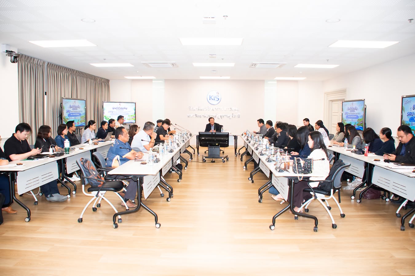 วิทยาลัยสหวิทยาการ เกาะสมุย ร่วมต้อนรับค่าย “SRU Social Engagement Camp 2026” ดันอาจารย์ขอตำแหน่งวิชาการ วิทยาลัยสหวิทยาการ เกาะสมุย ร่วมต้อนรับค่าย “SRU Social Engagement Camp 2026” ดันอาจารย์ขอตำแหน่งวิชาการ